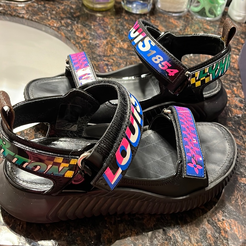 Spring-Summer Louis Vuitton Exclusive (hard to find) Underwater Flat Sandals